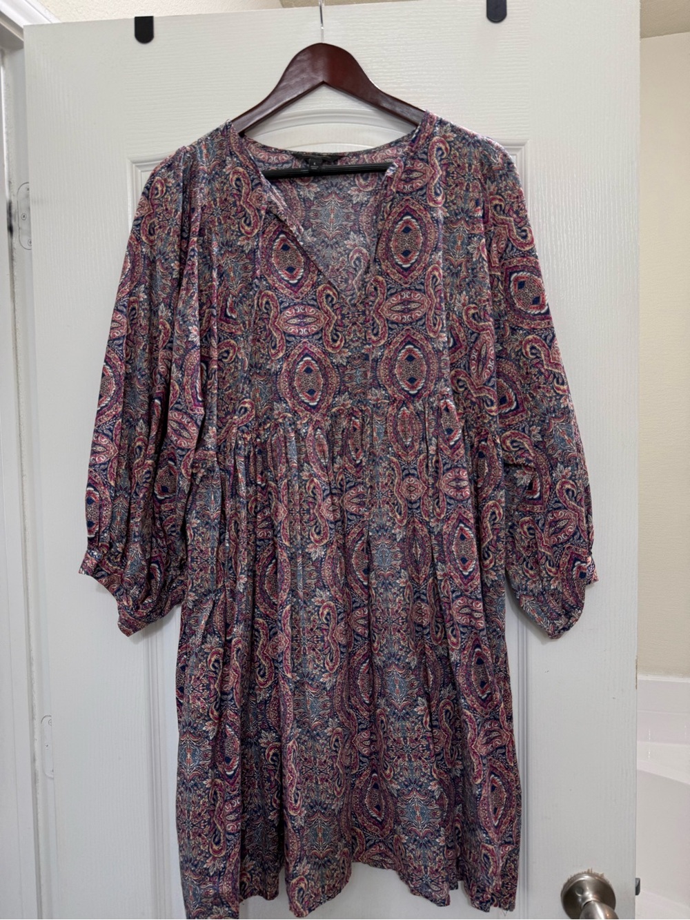Banana Republic Paisley V-Neck Midi Dress in Navy and Burgundy